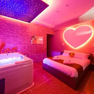 https://cleopatra-rome-00154.it-romehotels.com