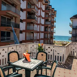 https://hotel-malibran.hotelslidodijesolo.com