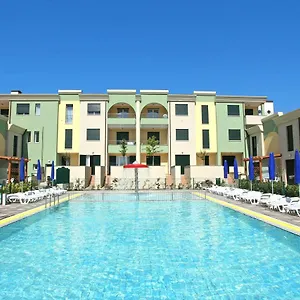 Lejlighed Farnie Lido Altanea