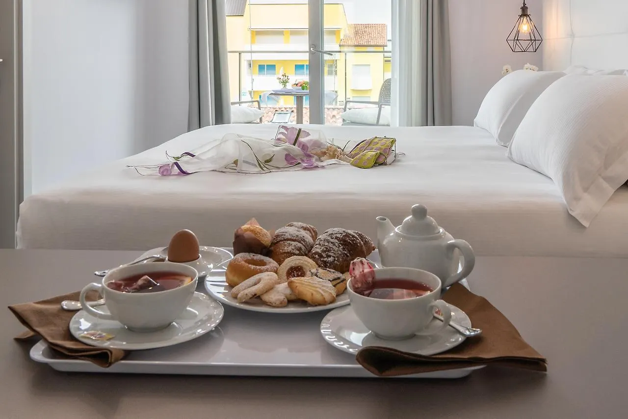 Hotel Elite Caorle 4*,  Włochy