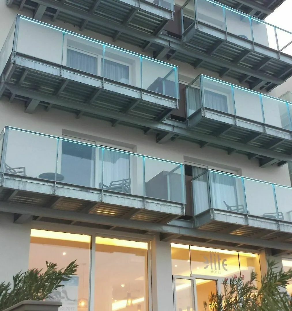 Hotel Elite Каорле